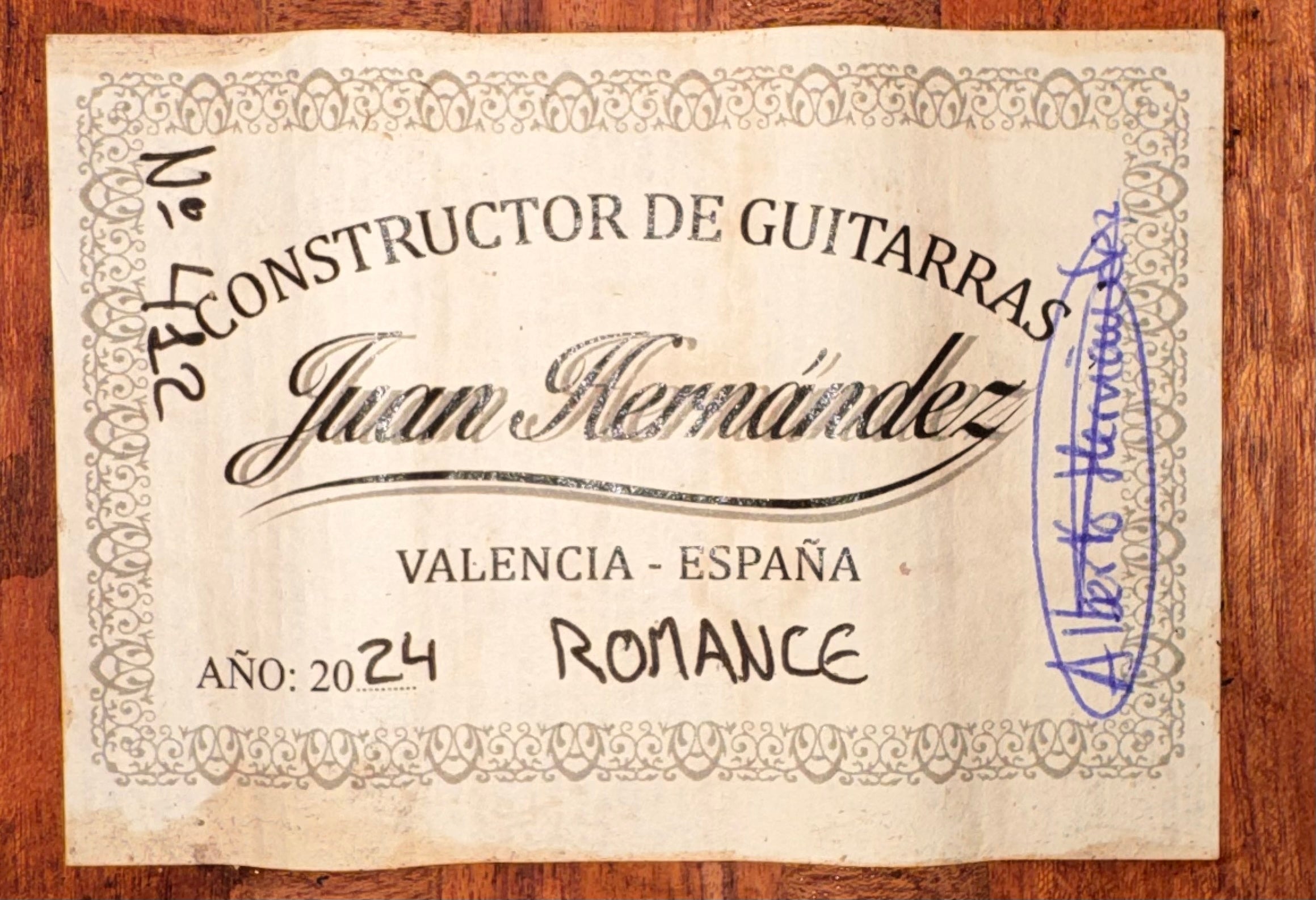 Juan Hernandez Romance Cedar