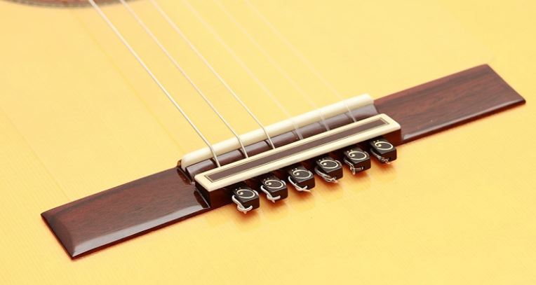 String Tie - Brown Amber